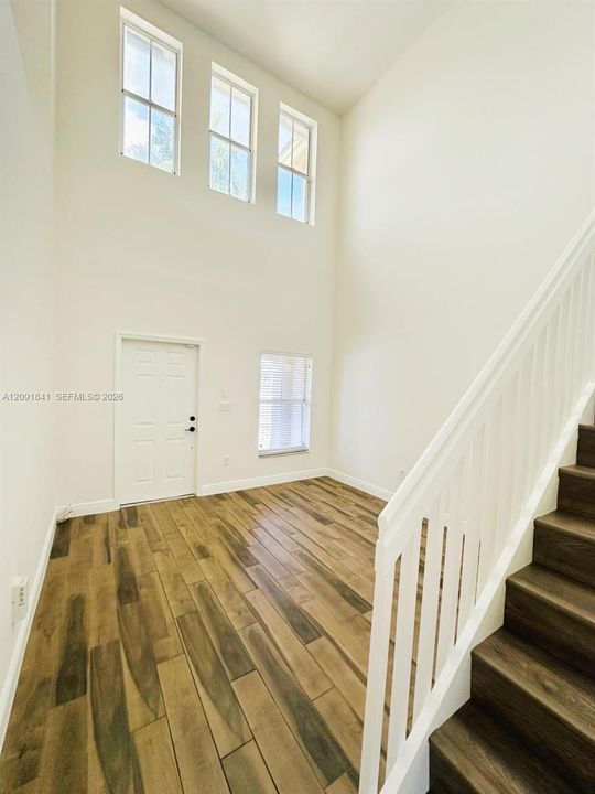 For Rent: $3,100 (2 beds, 2 baths, 1480 Square Feet)