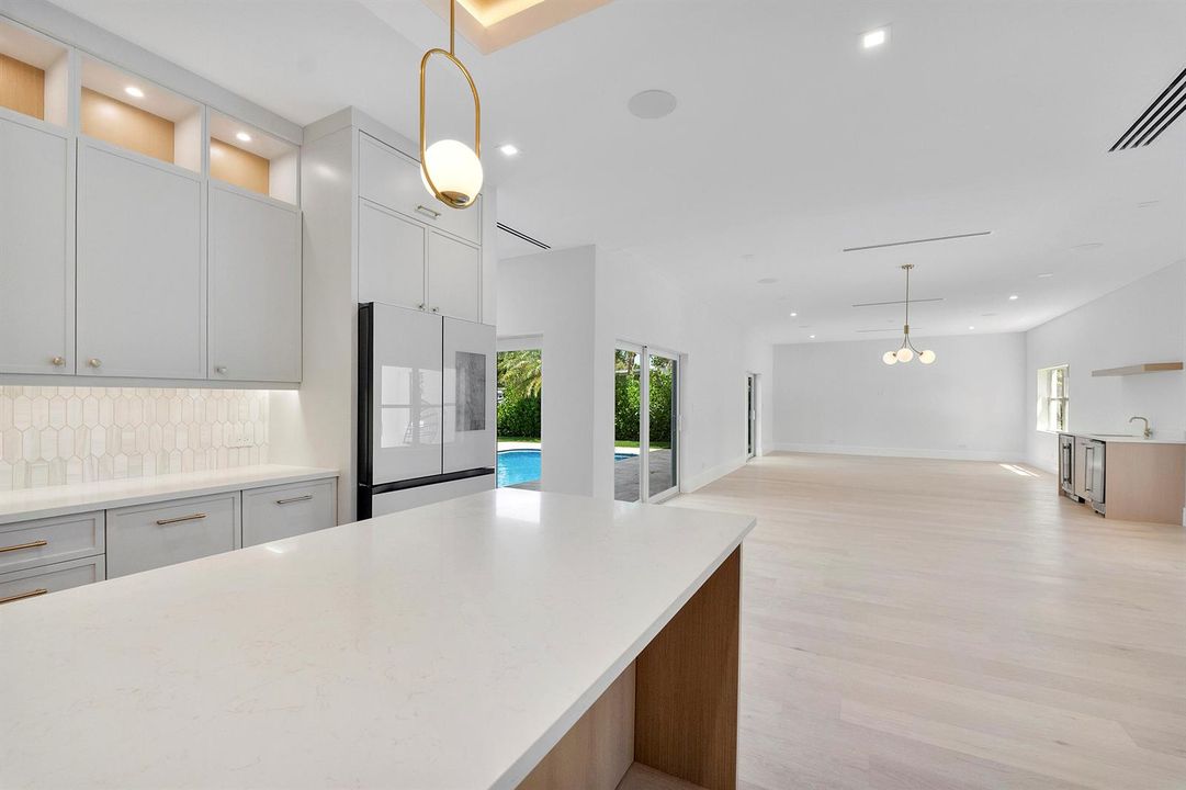 303 Sw 14th Pl_092