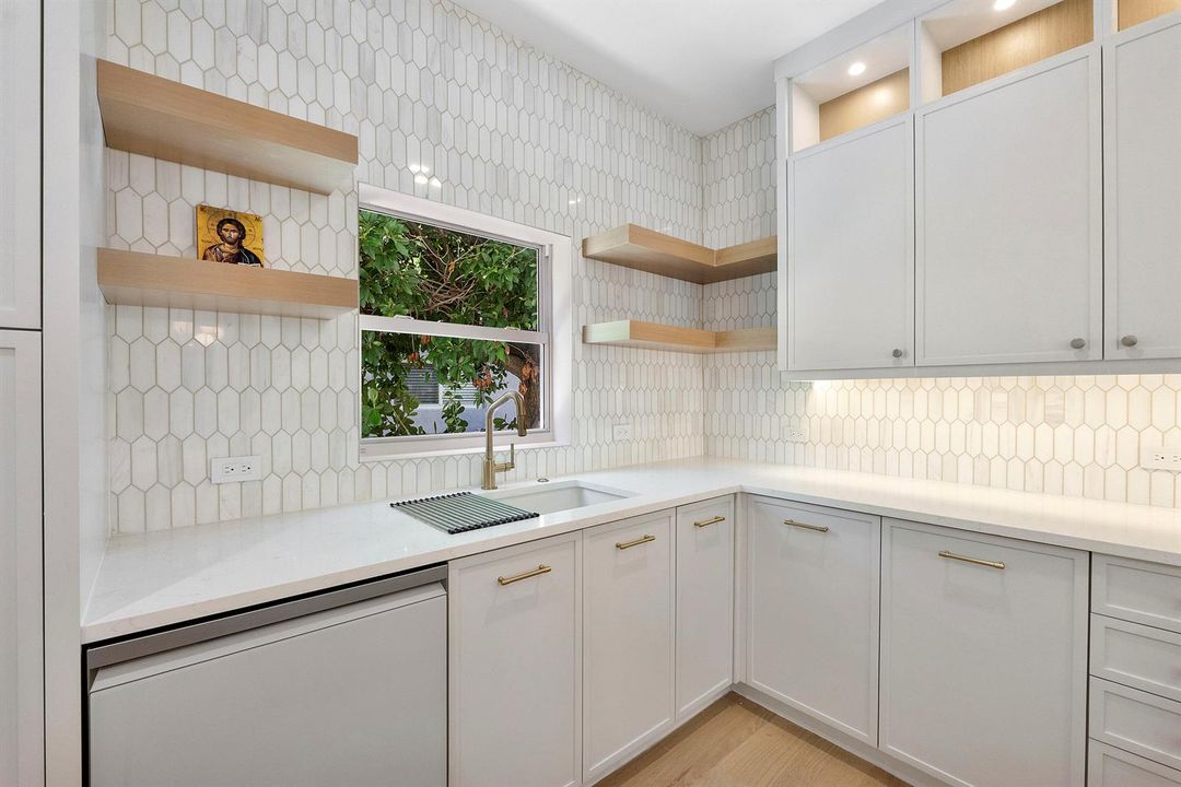 303 Sw 14th Pl_081