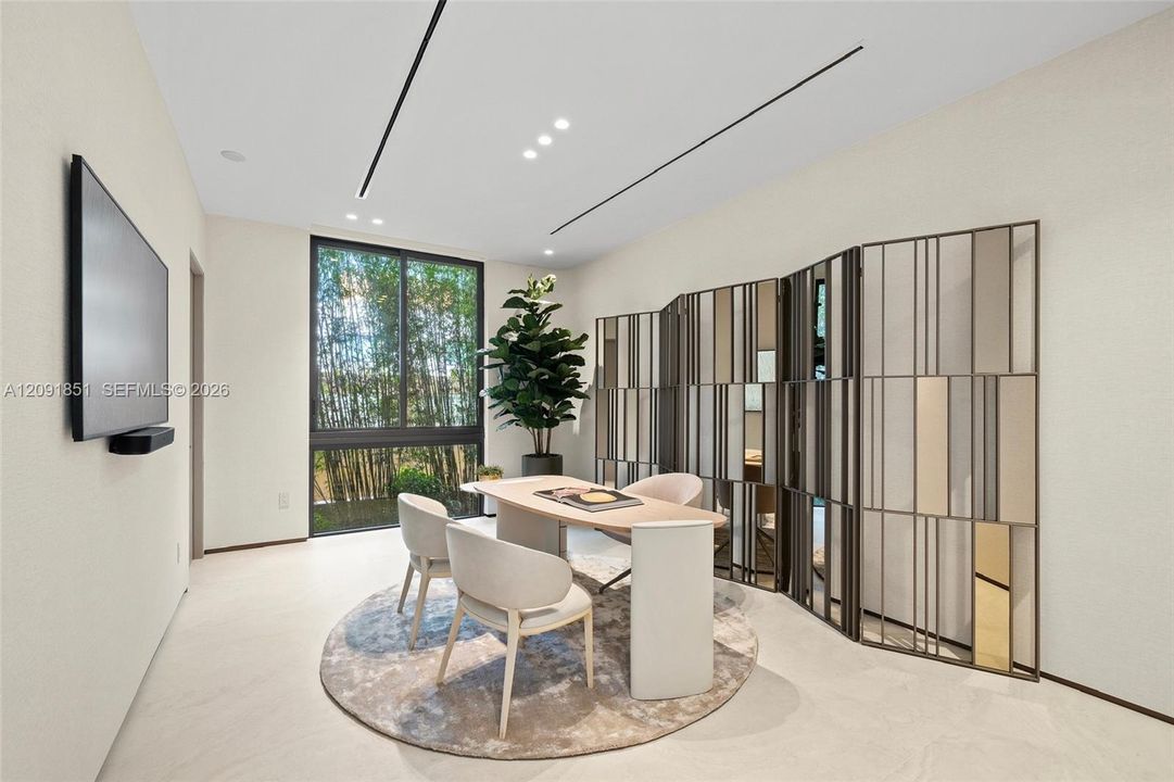 For Sale: $32,500,000 (6 beds, 6 baths, 5691 Square Feet)