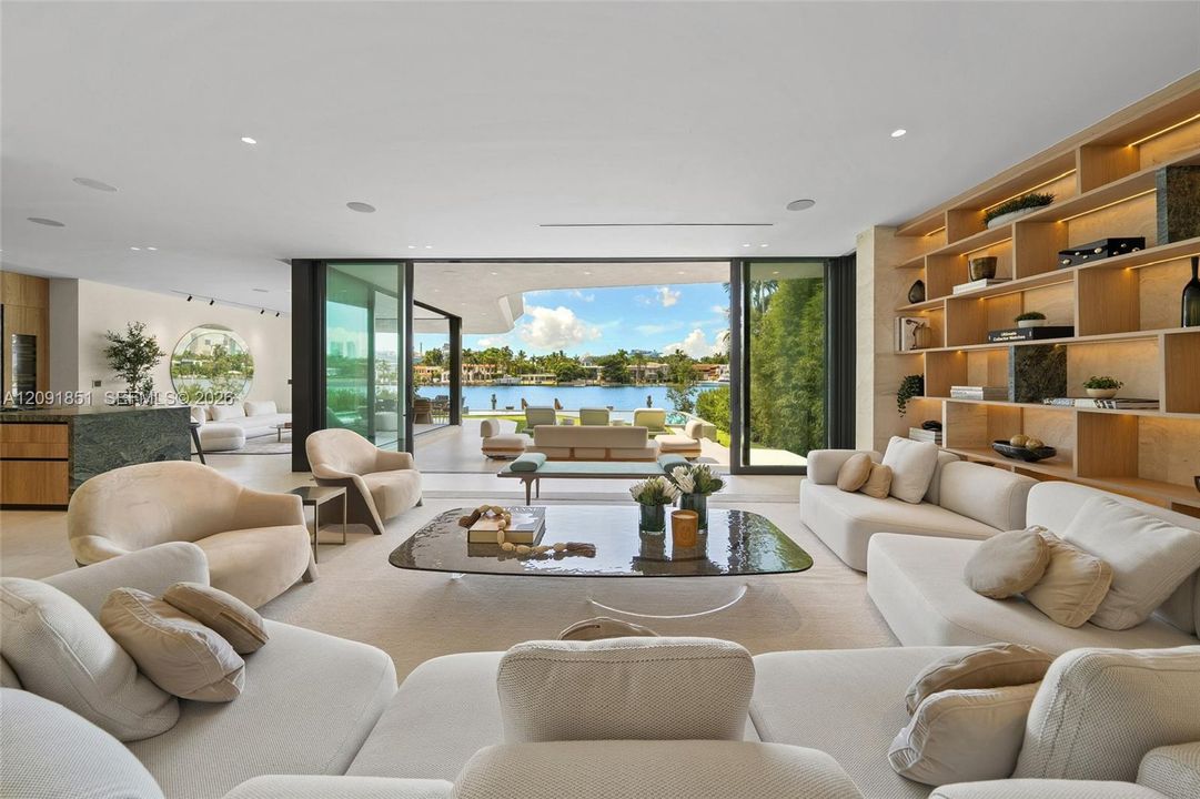 For Sale: $32,500,000 (6 beds, 6 baths, 5691 Square Feet)