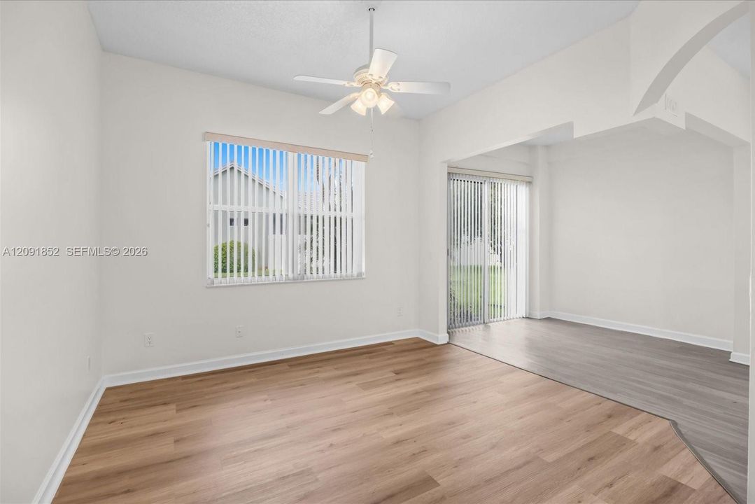 En Venta: $289,000 (2 camas, 2 baños, 1449 Pies cuadrados)
