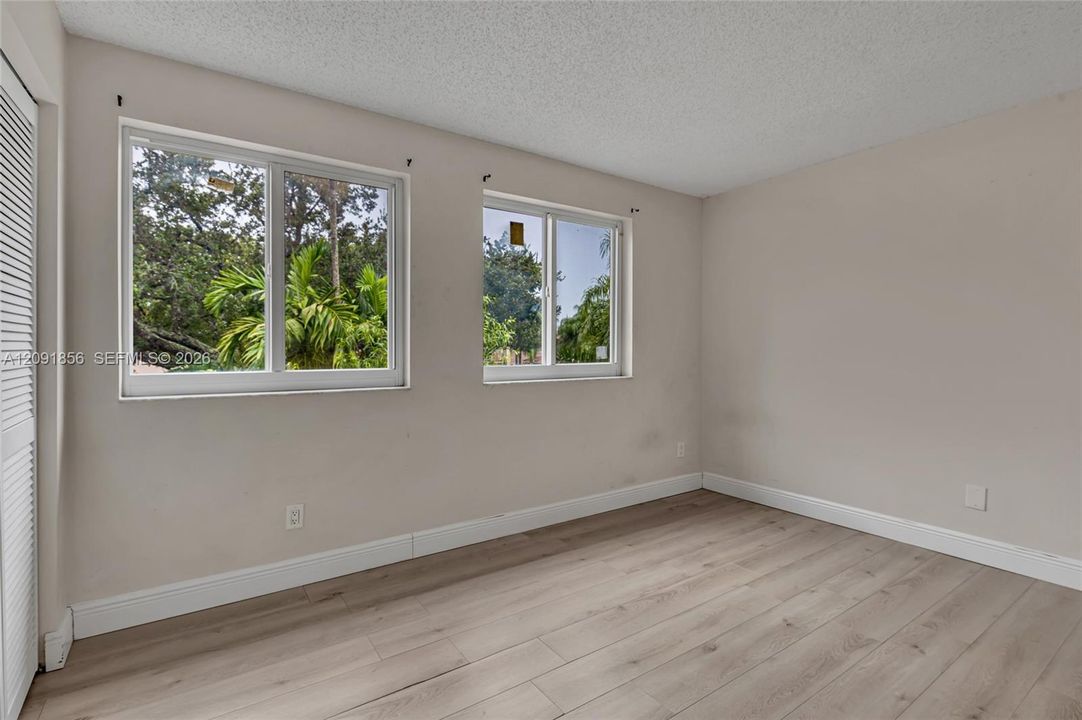 En Venta: $499,000 (3 camas, 2 baños, 1648 Pies cuadrados)