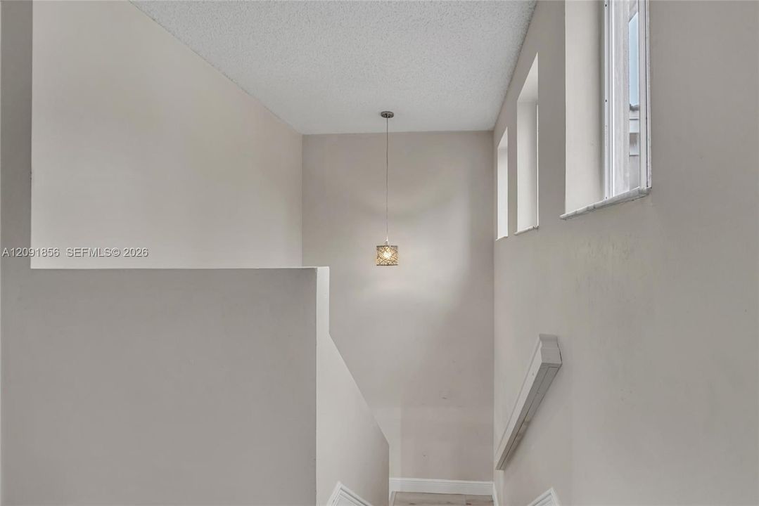 En Venta: $499,000 (3 camas, 2 baños, 1648 Pies cuadrados)