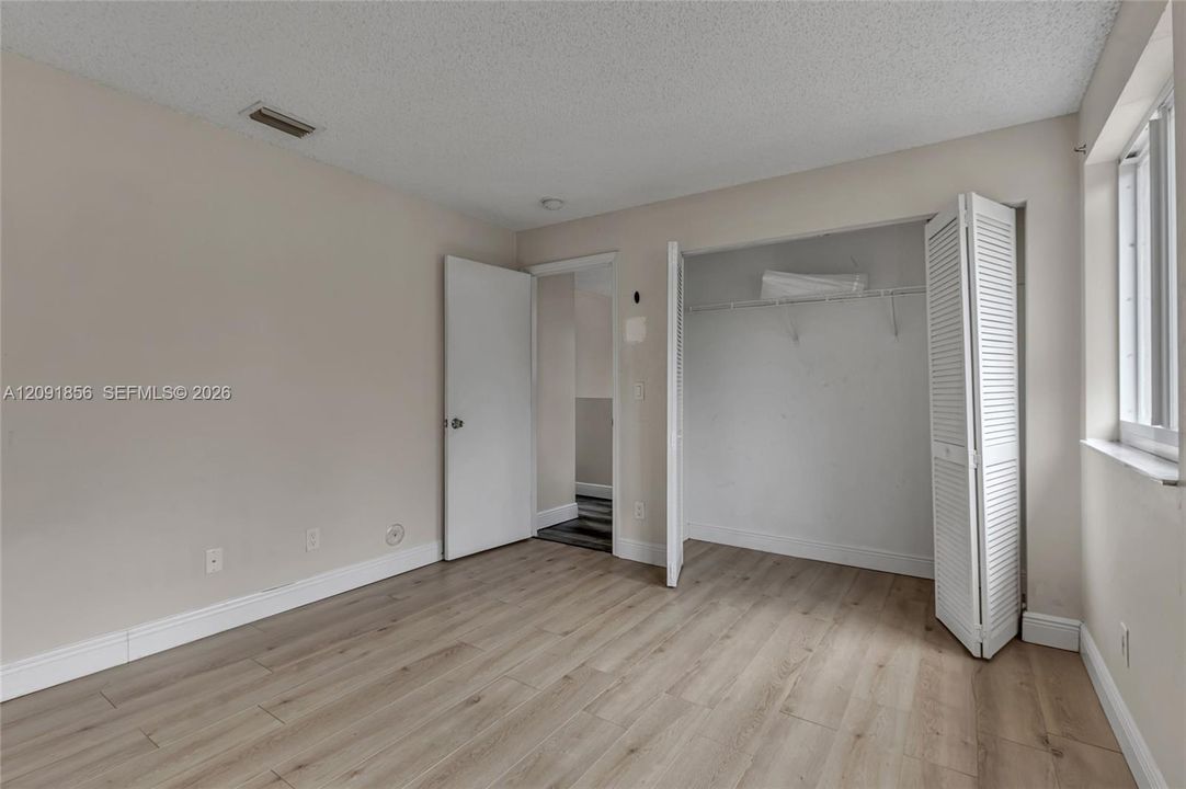 En Venta: $499,000 (3 camas, 2 baños, 1648 Pies cuadrados)