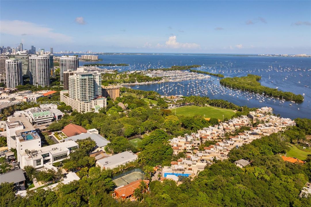En Venta: $6,710,000 (4 camas, 4 baños, 6140 Pies cuadrados)