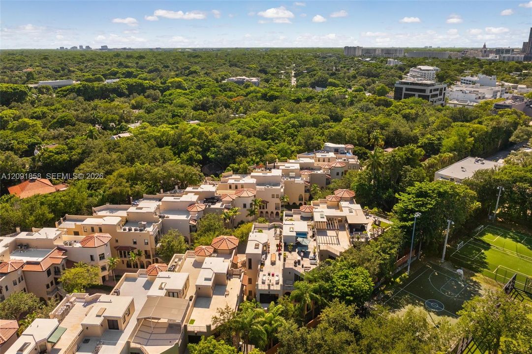 En Venta: $6,710,000 (4 camas, 4 baños, 6140 Pies cuadrados)
