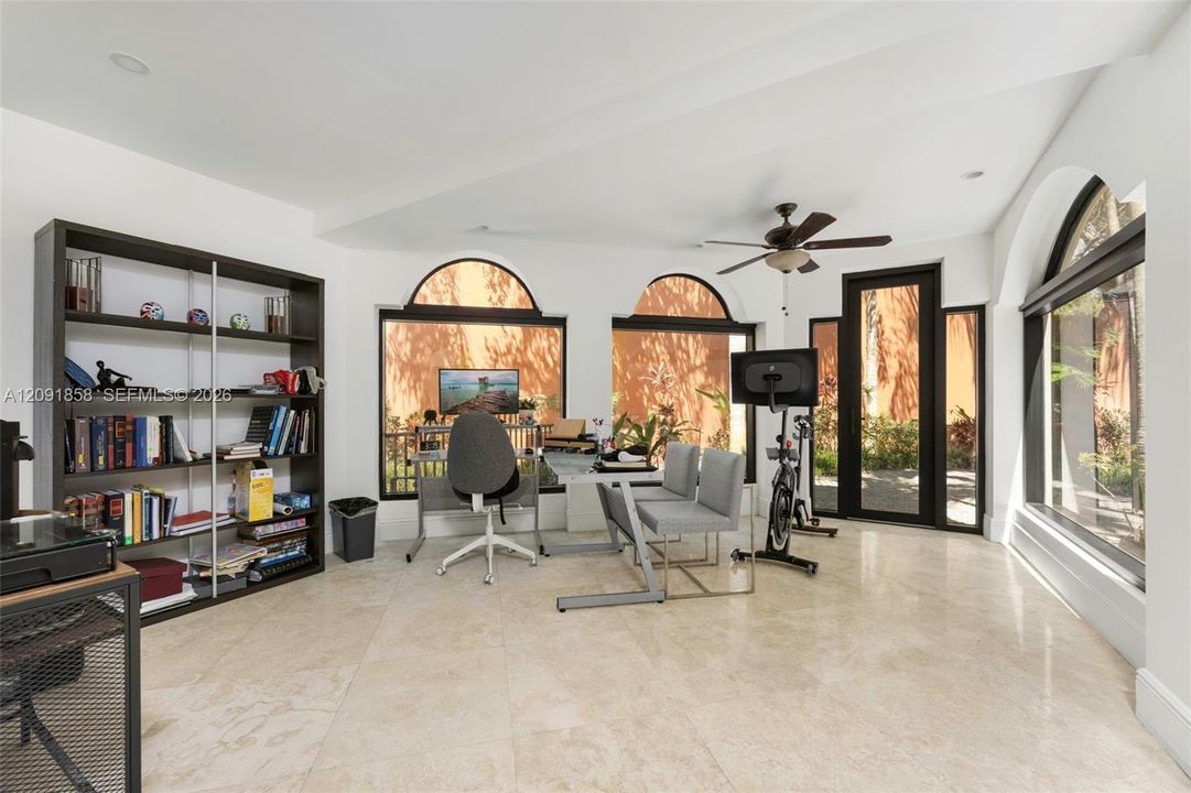 En Venta: $6,710,000 (4 camas, 4 baños, 6140 Pies cuadrados)