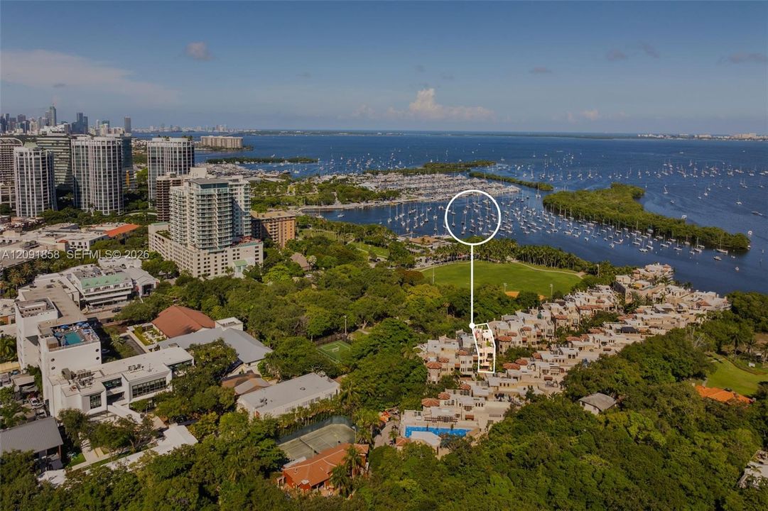 En Venta: $6,710,000 (4 camas, 4 baños, 6140 Pies cuadrados)