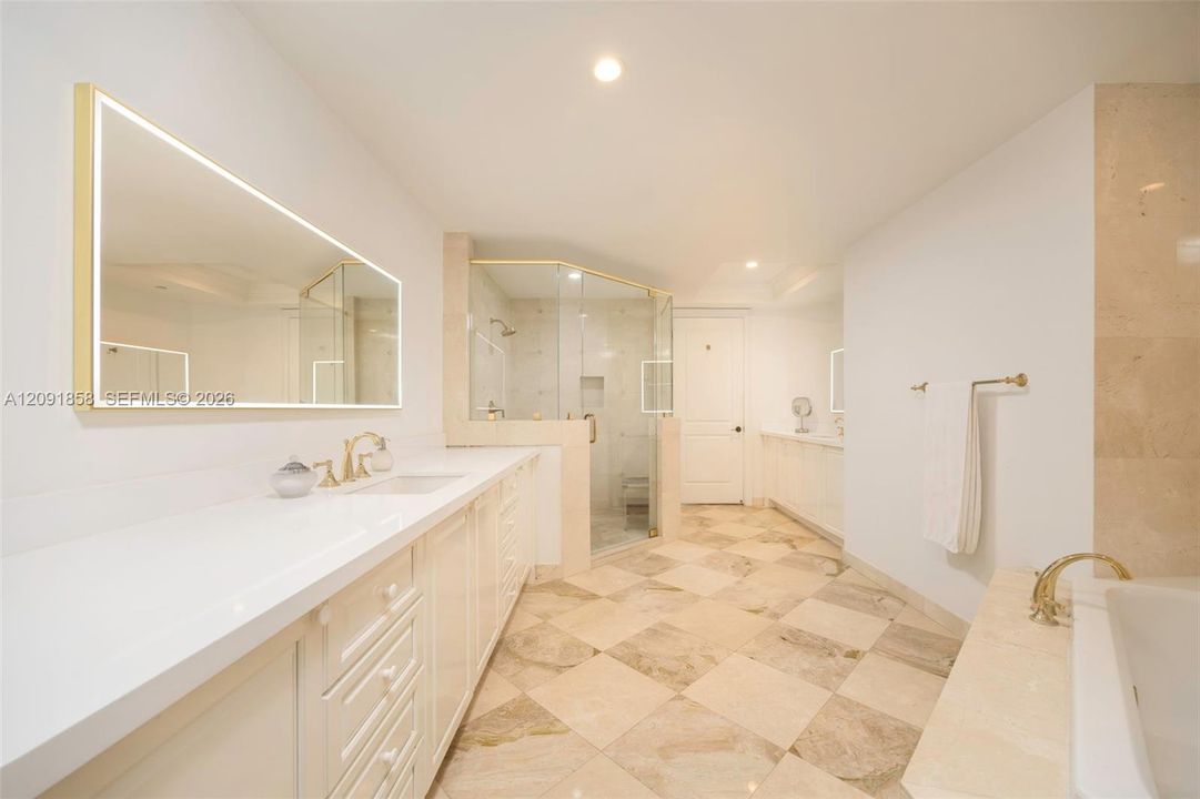 En Venta: $6,710,000 (4 camas, 4 baños, 6140 Pies cuadrados)