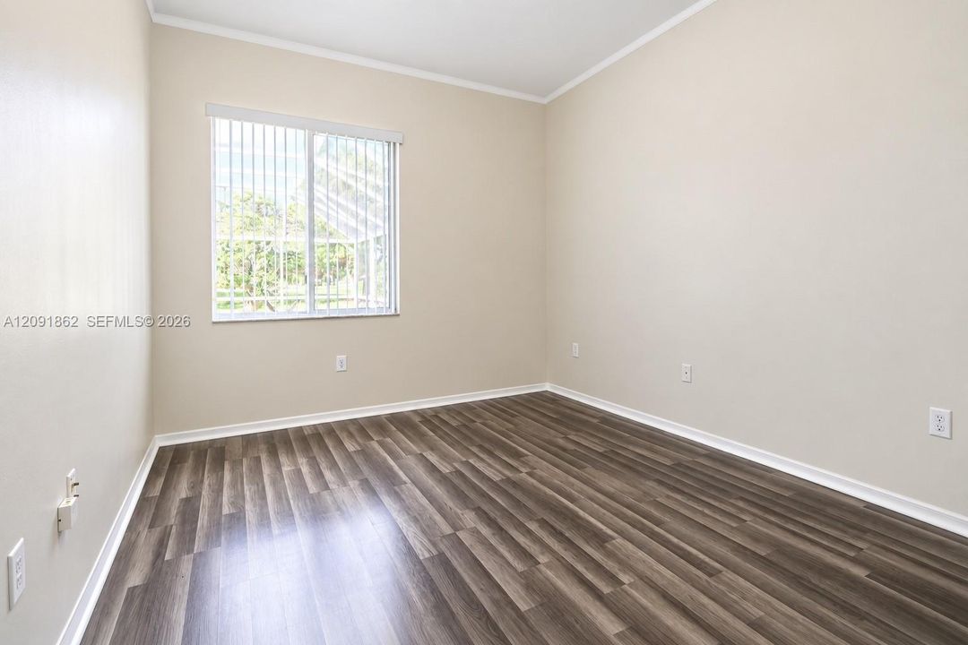 For Sale: $568,000 (4 beds, 3 baths, 2099 Square Feet)