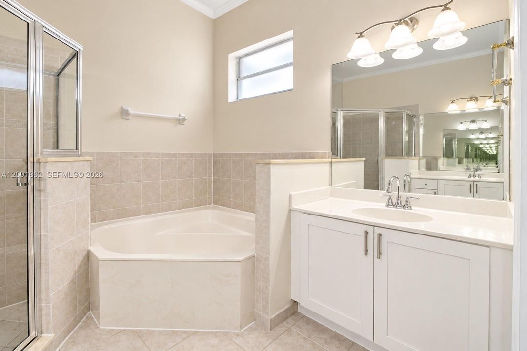 For Sale: $568,000 (4 beds, 3 baths, 2099 Square Feet)