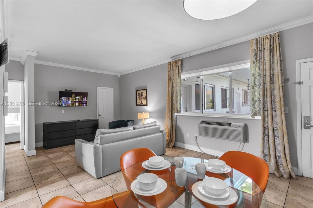For Rent: $1,850 (1 beds, 1 baths, 10859 Square Feet)