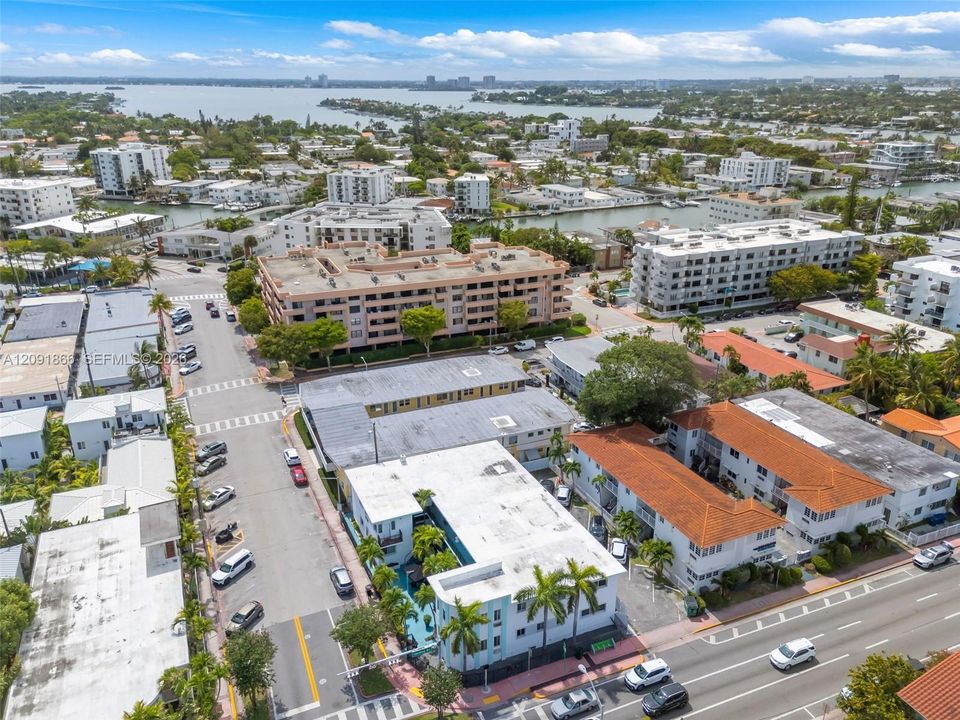 For Rent: $1,850 (1 beds, 1 baths, 10859 Square Feet)
