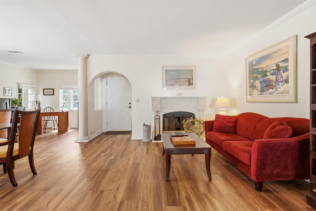 145-NE-SPANISH-COURT-33432-015