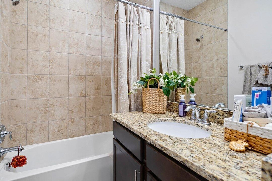 025-16310OakviewDrive-Westlake-FL-33470-