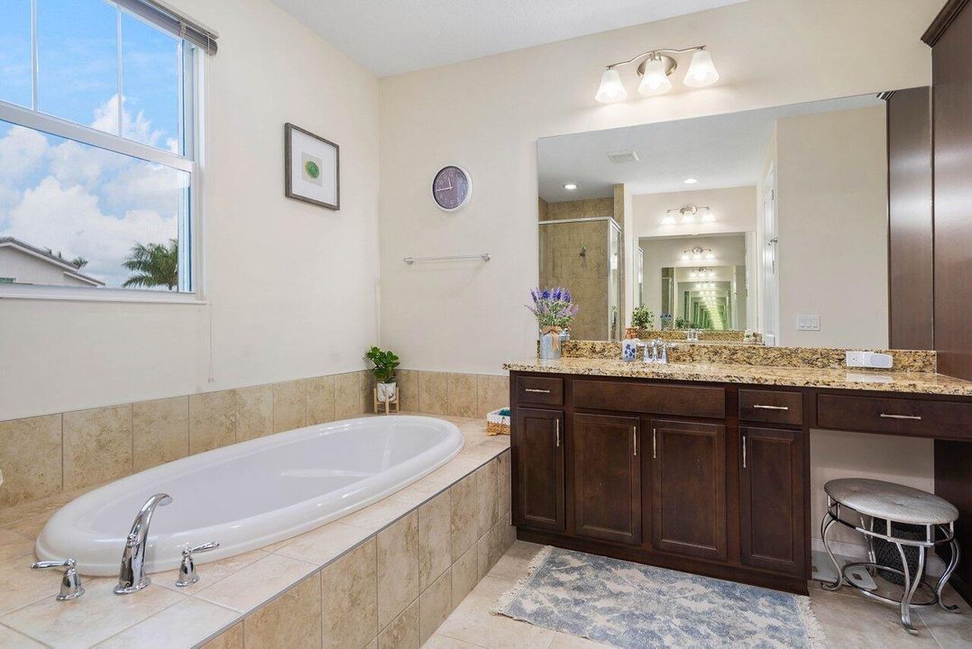 023-16310OakviewDrive-Westlake-FL-33470-