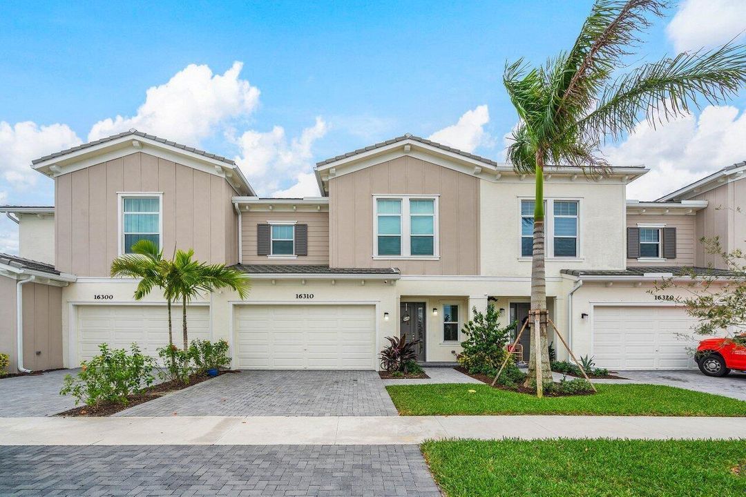 001-16310OakviewDrive-Westlake-FL-33470-