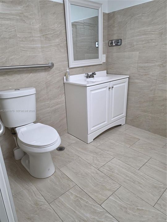В аренду: $7,500 (0 спален, 0 ванн, 0 Квадратных фут)