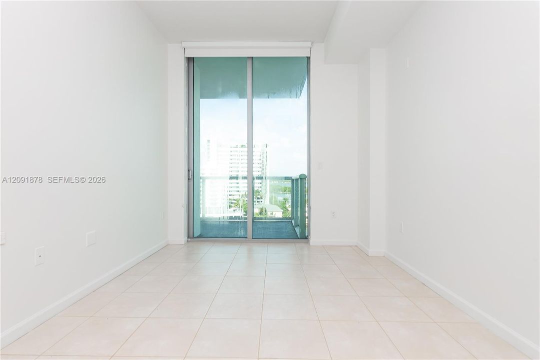 For Rent: $3,500 (2 beds, 2 baths, 828 Square Feet)