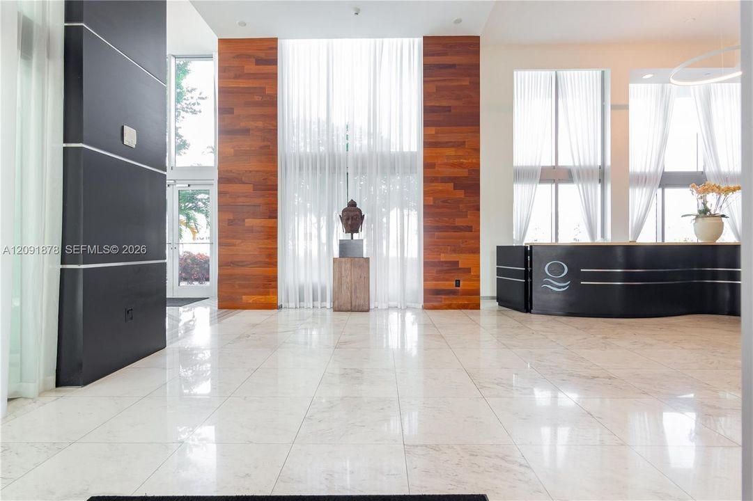 For Rent: $3,500 (2 beds, 2 baths, 828 Square Feet)