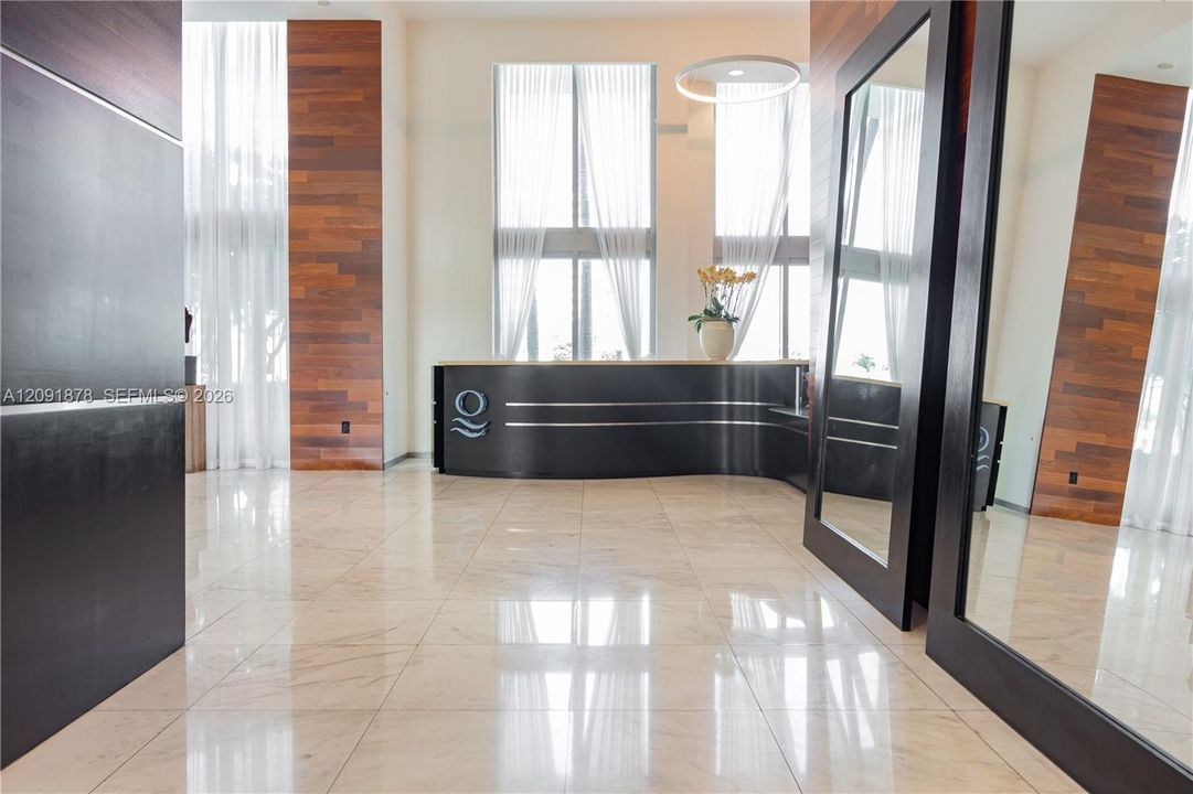 For Rent: $3,500 (2 beds, 2 baths, 828 Square Feet)