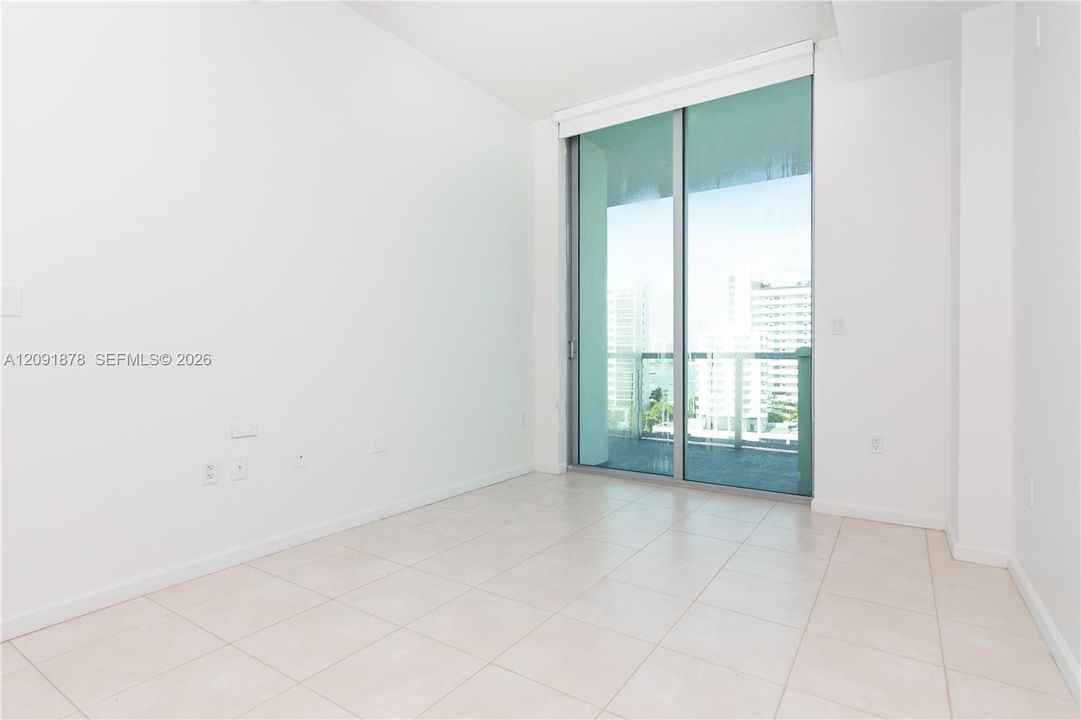 For Rent: $3,500 (2 beds, 2 baths, 828 Square Feet)