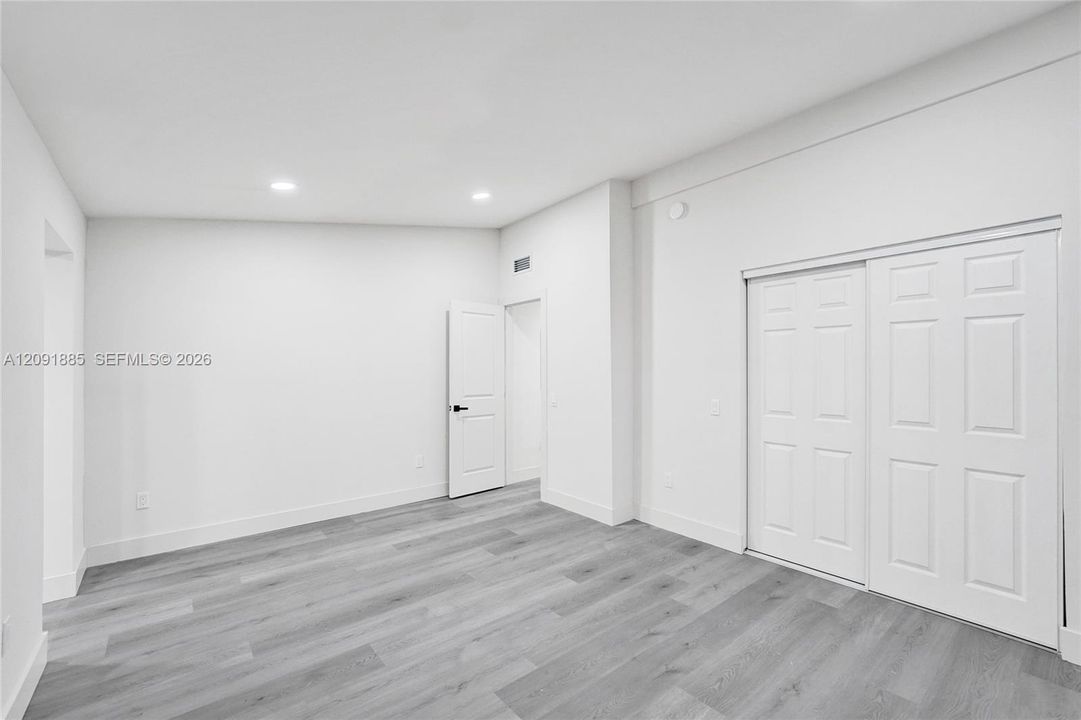En Venta: $599,400 (4 camas, 3 baños, 1696 Pies cuadrados)