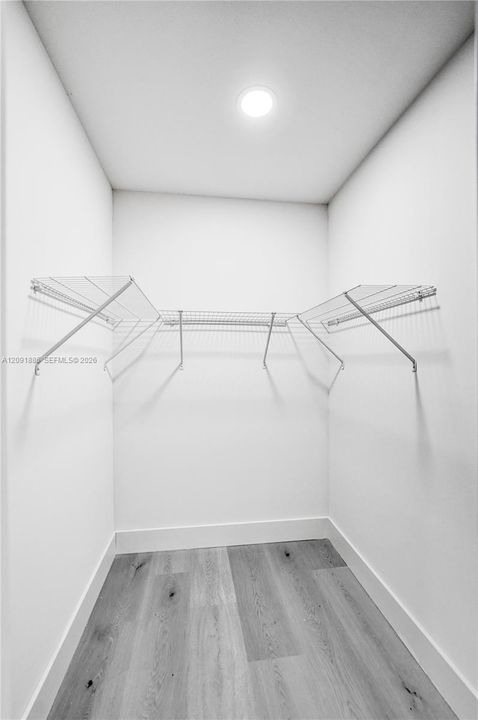 En Venta: $599,400 (4 camas, 3 baños, 1696 Pies cuadrados)