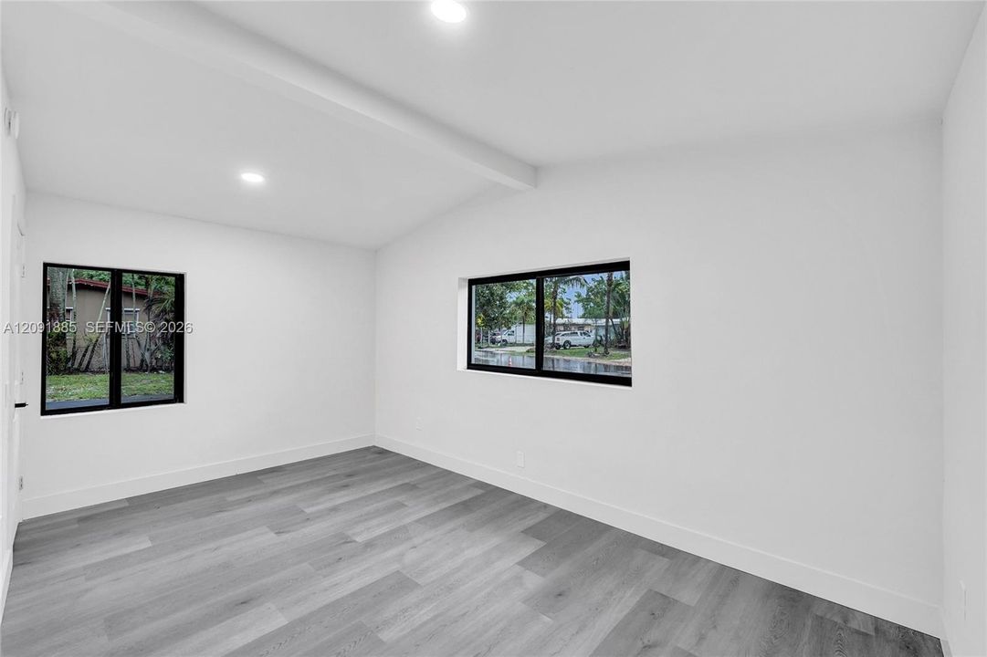 En Venta: $599,400 (4 camas, 3 baños, 1696 Pies cuadrados)