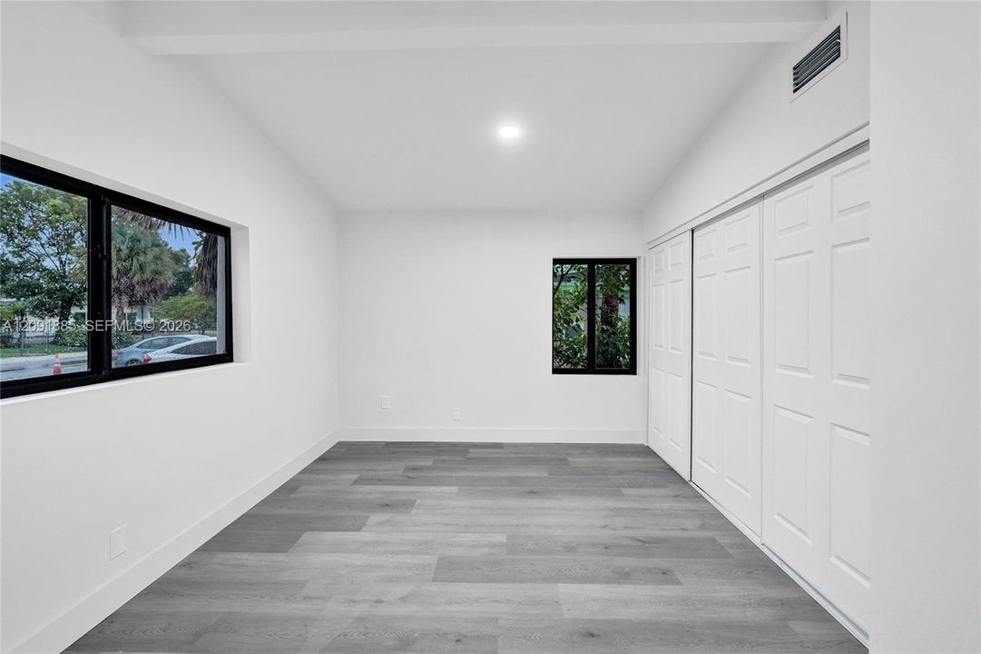 En Venta: $599,400 (4 camas, 3 baños, 1696 Pies cuadrados)