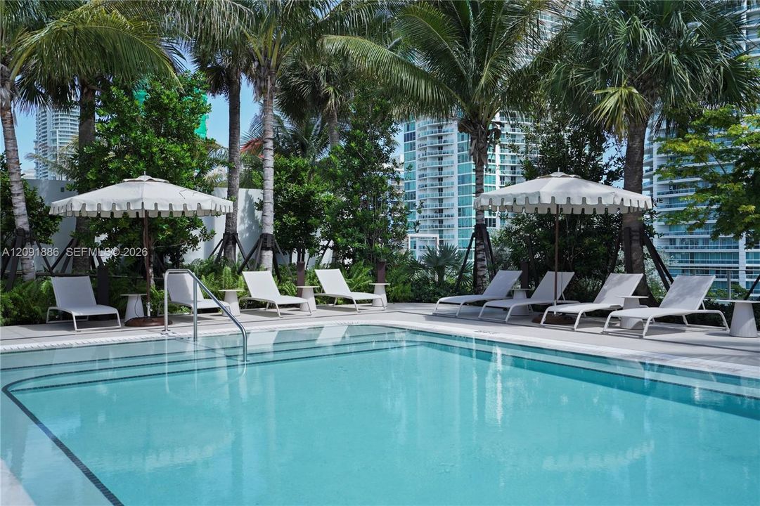 For Rent: $7,990 (1 beds, 2 baths, 864 Square Feet)
