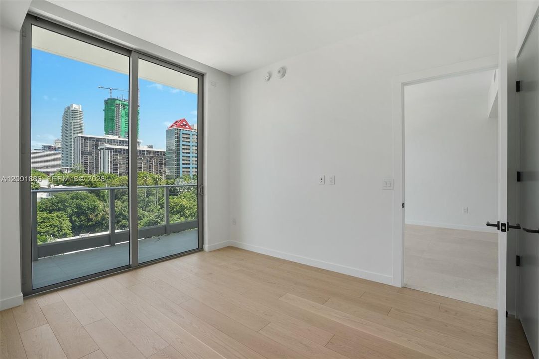 For Rent: $7,990 (1 beds, 2 baths, 864 Square Feet)