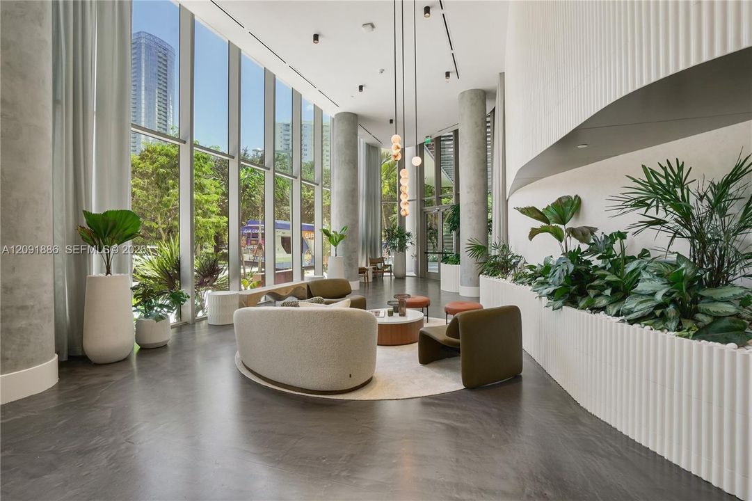 For Rent: $7,990 (1 beds, 2 baths, 864 Square Feet)