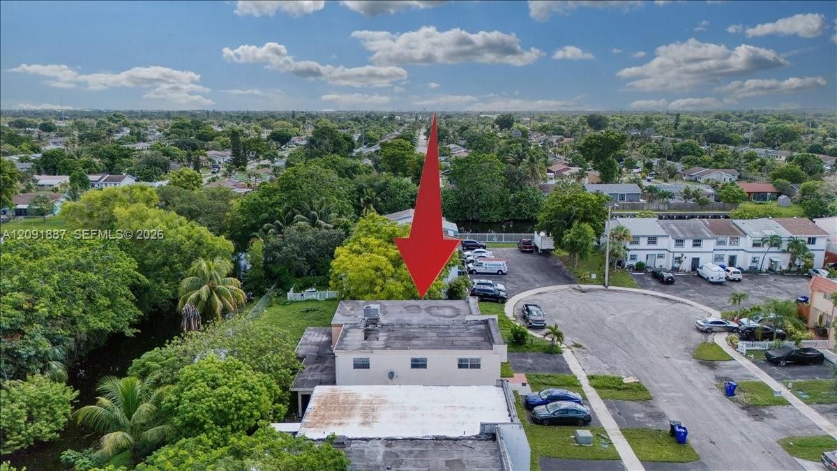 На продажу: $399,000 (4 спален, 2 ванн, 1620 Квадратных фут)