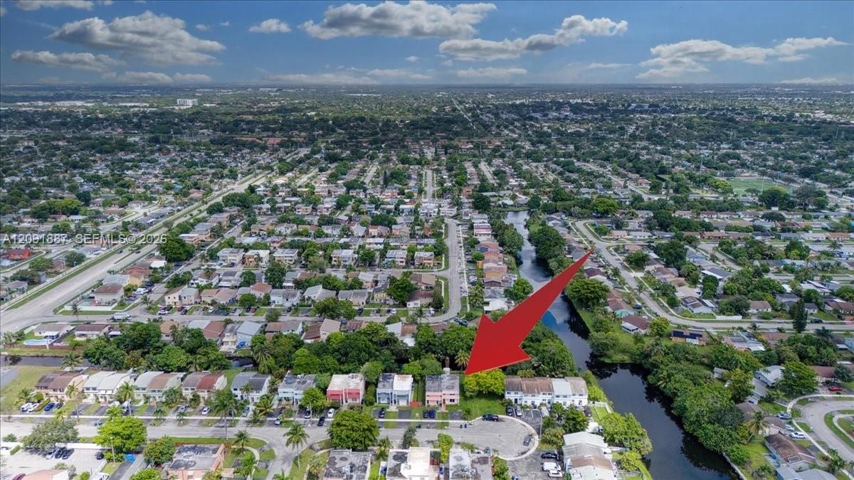 На продажу: $399,000 (4 спален, 2 ванн, 1620 Квадратных фут)