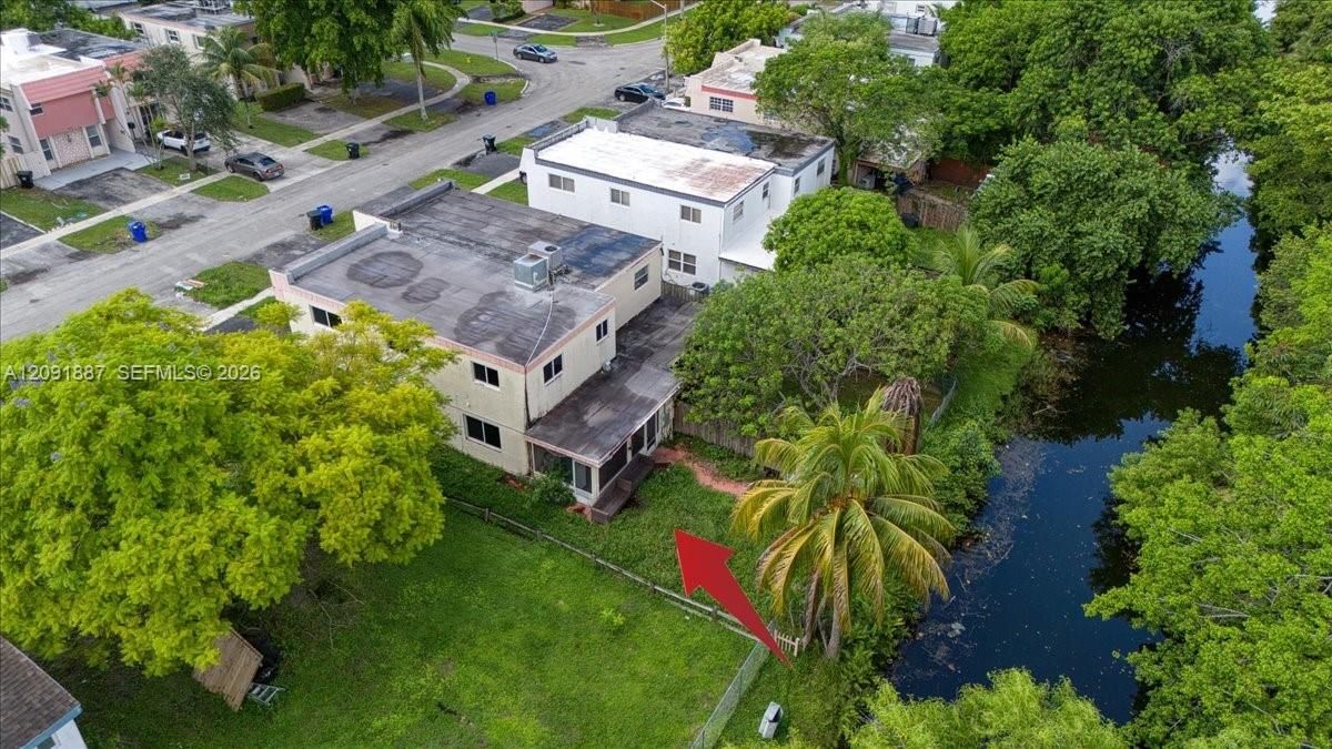 На продажу: $399,000 (4 спален, 2 ванн, 1620 Квадратных фут)