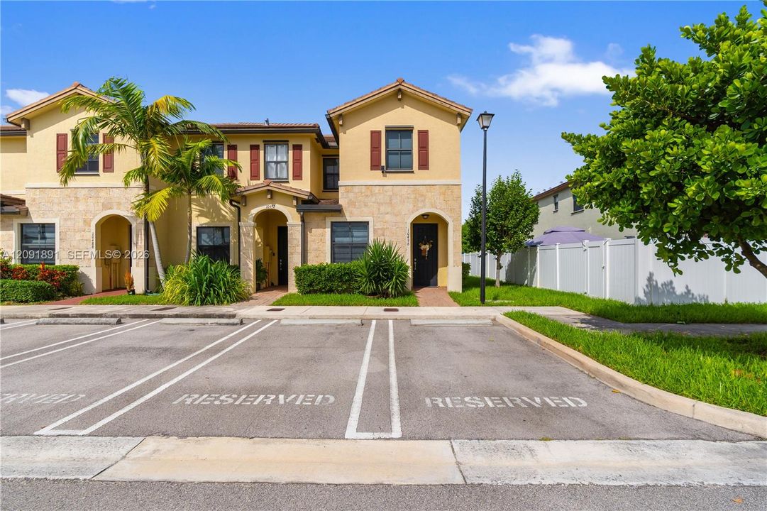 For Sale: $399,000 (3 beds, 2 baths, 1540 Square Feet)
