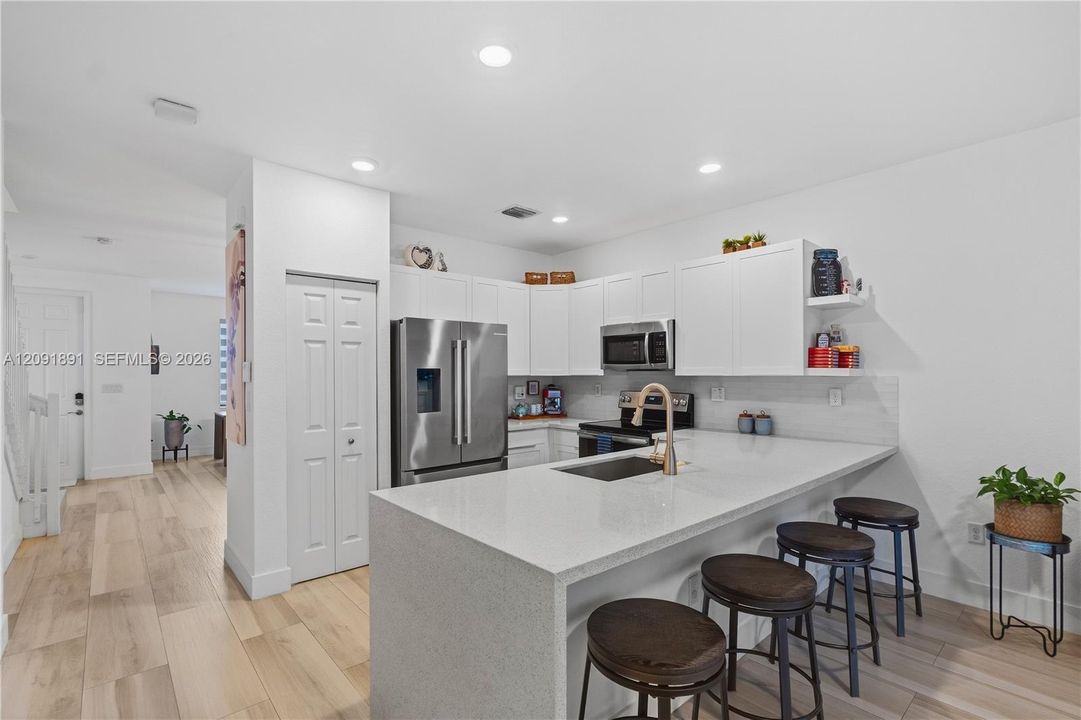 For Sale: $399,000 (3 beds, 2 baths, 1540 Square Feet)