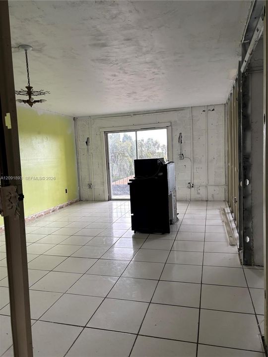 На продажу: $215,000 (3 спален, 2 ванн, 1145 Квадратных фут)