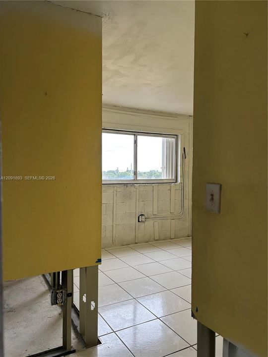 На продажу: $215,000 (3 спален, 2 ванн, 1145 Квадратных фут)