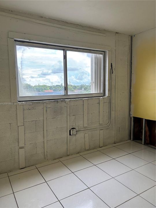На продажу: $215,000 (3 спален, 2 ванн, 1145 Квадратных фут)