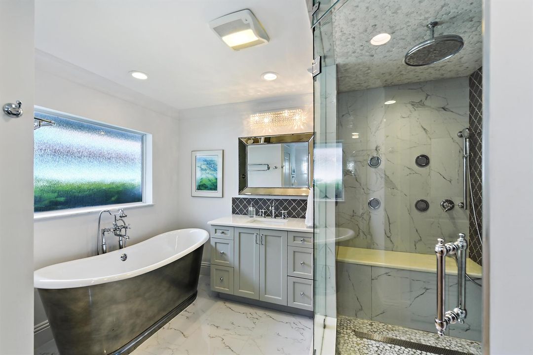 Primary BR Sink 2 Steam Shower