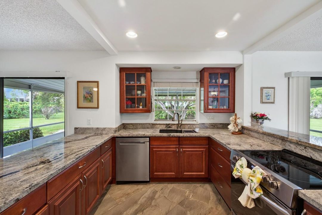 2156 SE Harlow St-012