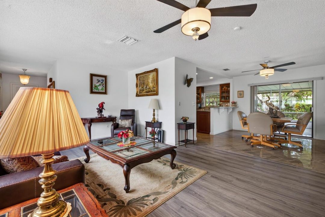 2156 SE Harlow St-006