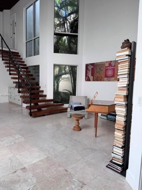 En Venta: $8,900,000 (5 camas, 4 baños, 3291 Pies cuadrados)