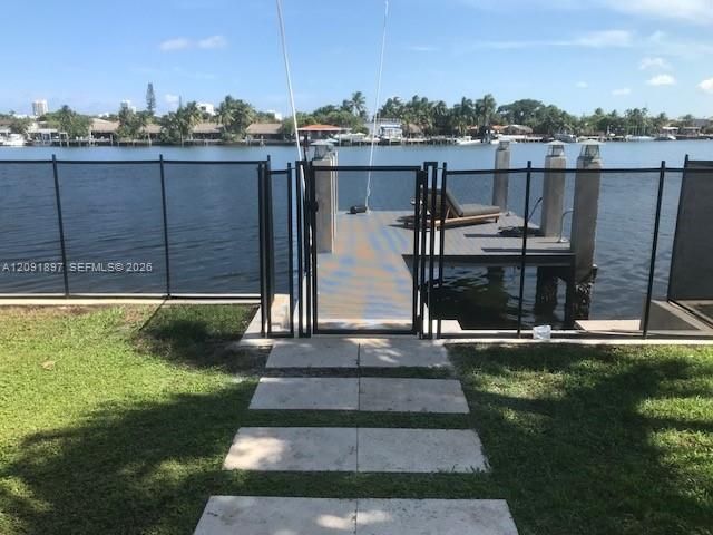 En Venta: $8,900,000 (5 camas, 4 baños, 3291 Pies cuadrados)