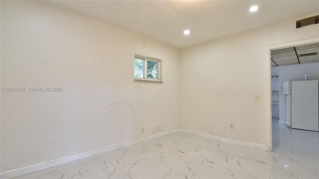 En Venta: $469,900 (4 camas, 2 baños, 1460 Pies cuadrados)