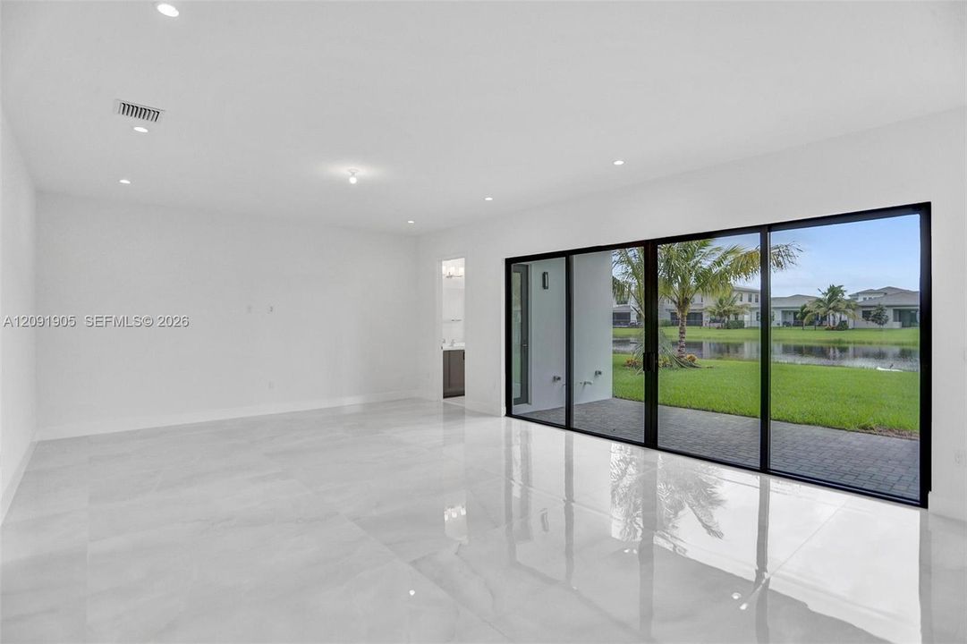 For Rent: $15,000 (5 beds, 7 baths, 4568 Square Feet)