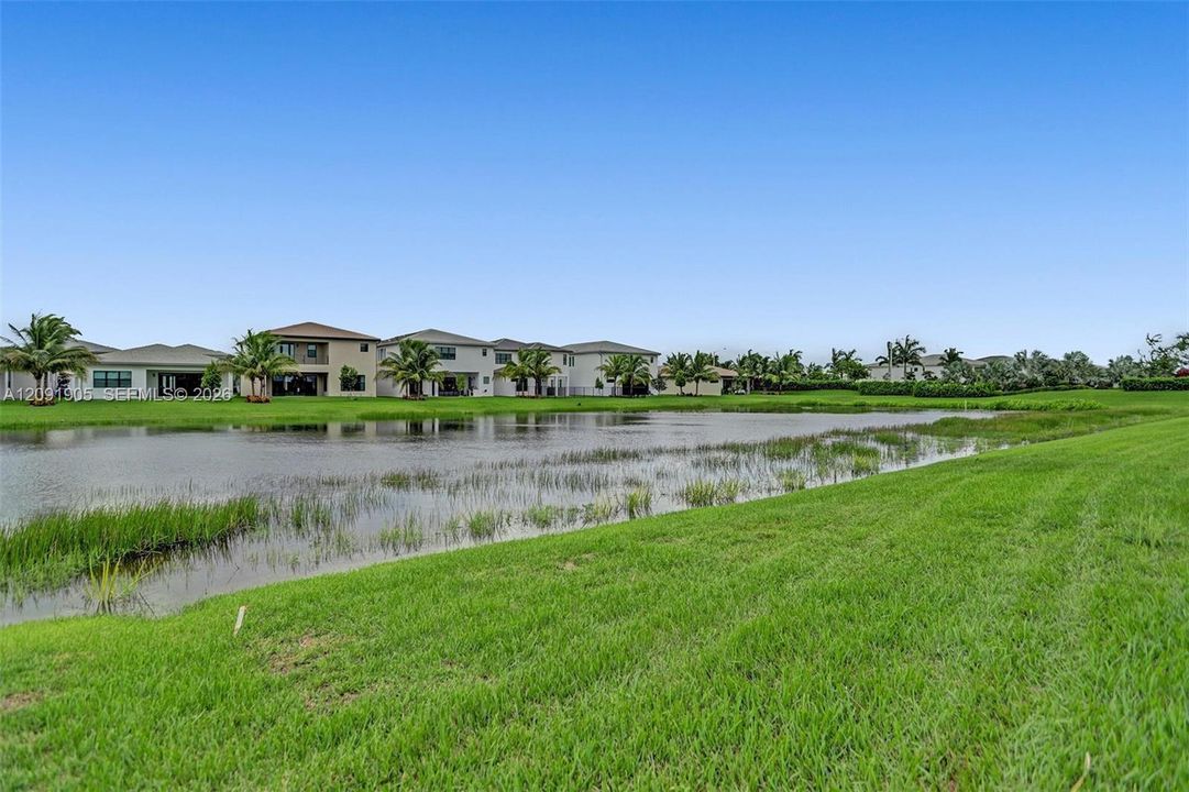 For Rent: $15,000 (5 beds, 7 baths, 4568 Square Feet)